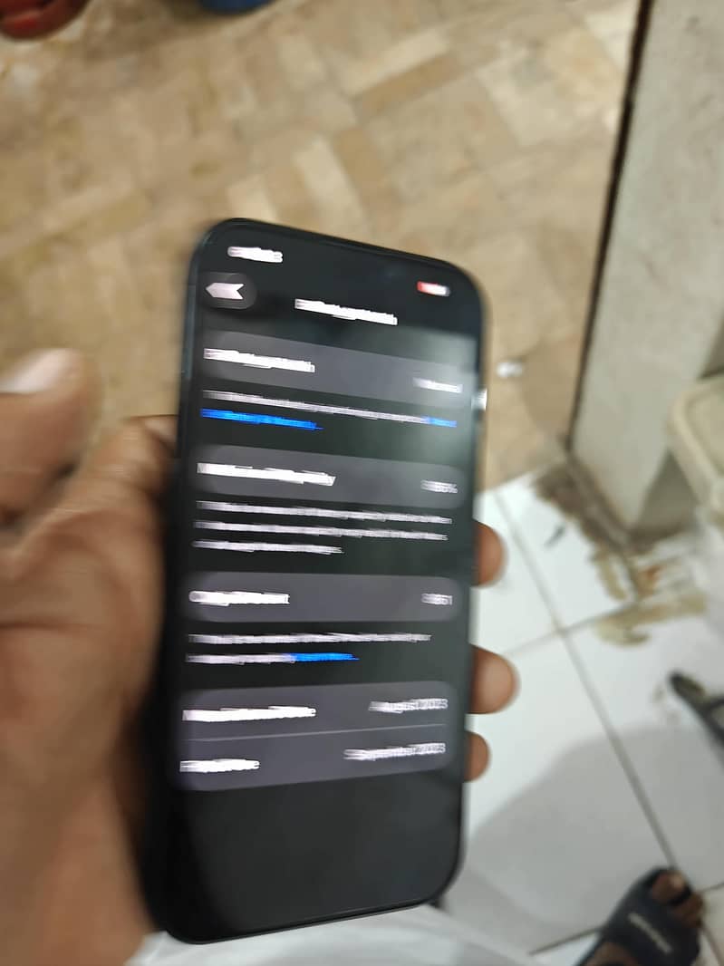 Apple iPhone 15 Pro 9