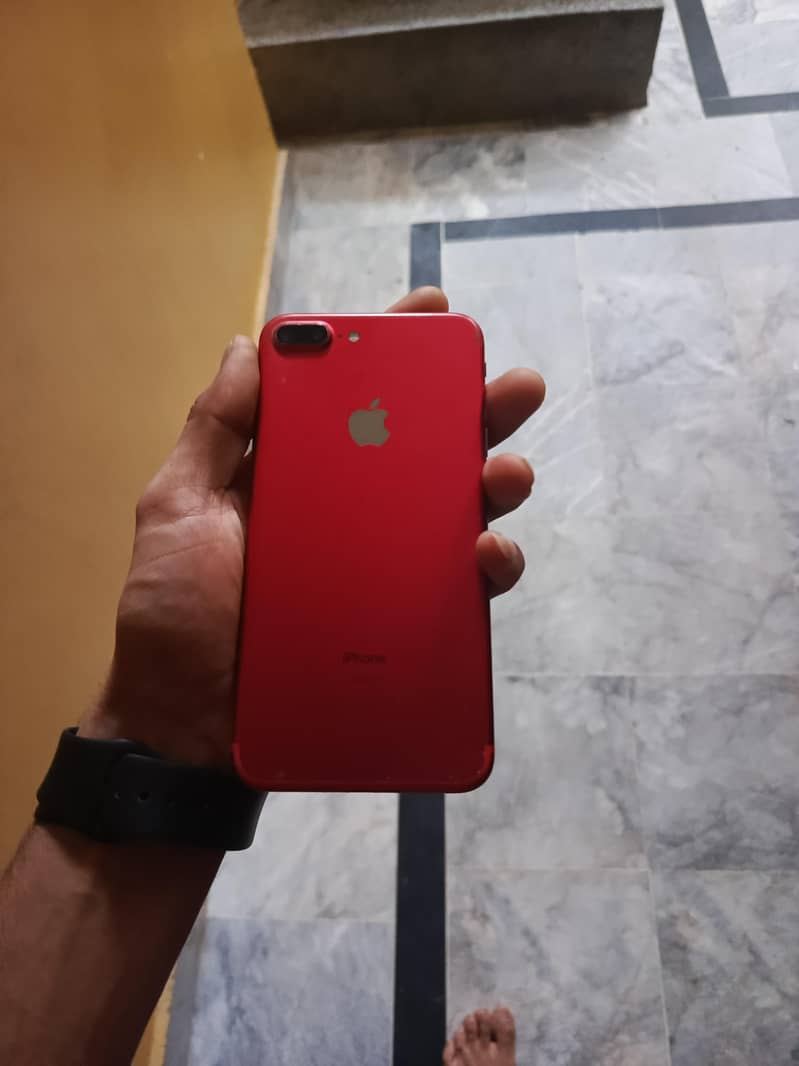 Apple iPhone 7 Plus 0