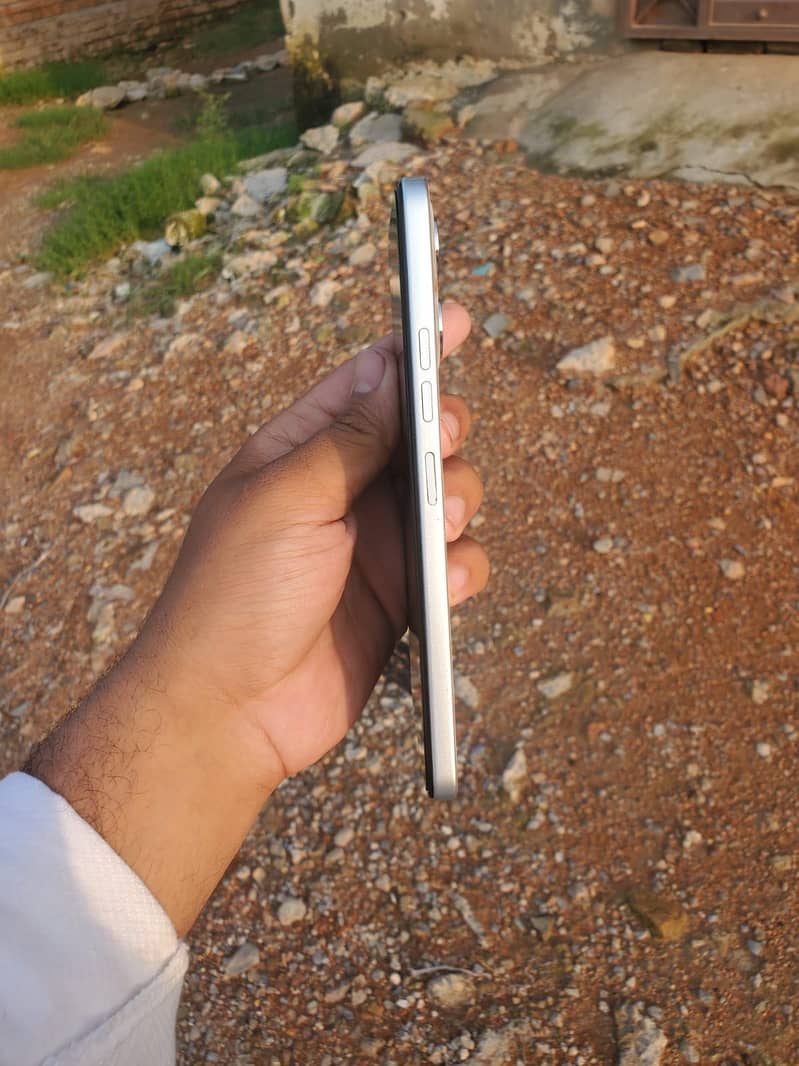 Tecno spark 40 2
