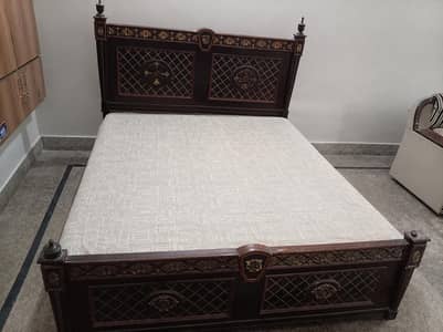 Bed and Mirroe set with side tables