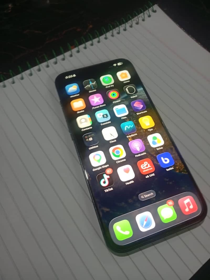 Apple iPhone 15 Pro Max 256GB – Black Titanium 7