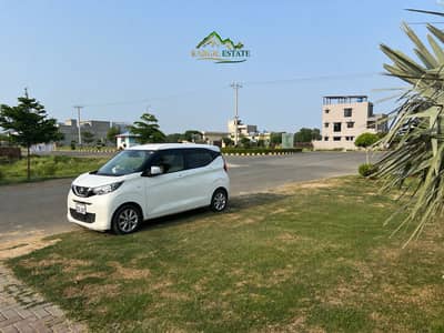 10 Marla Plot Available For Sale