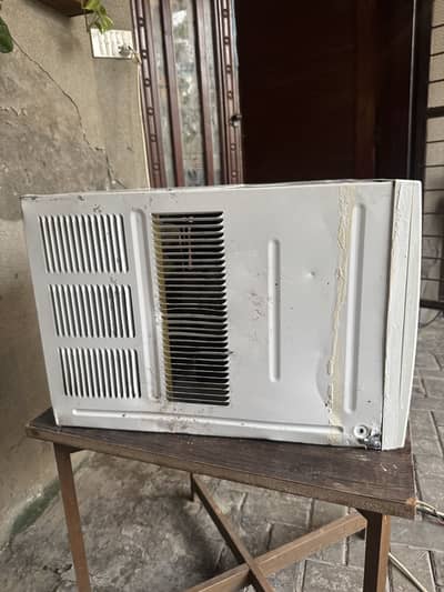 Gree 0.75 Ton window
