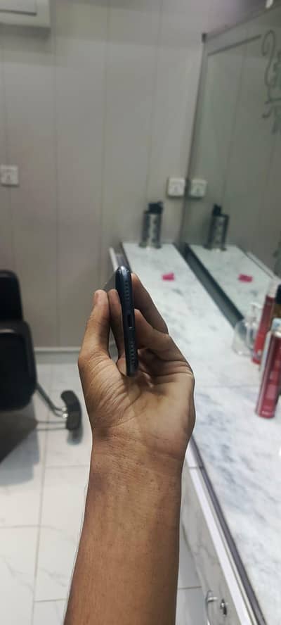 Apple iPhone 8