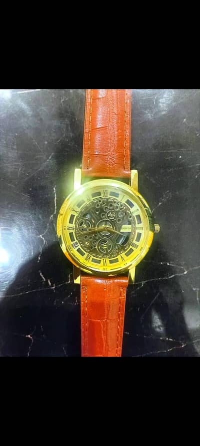 Stylish Gold Analog Watch for Men