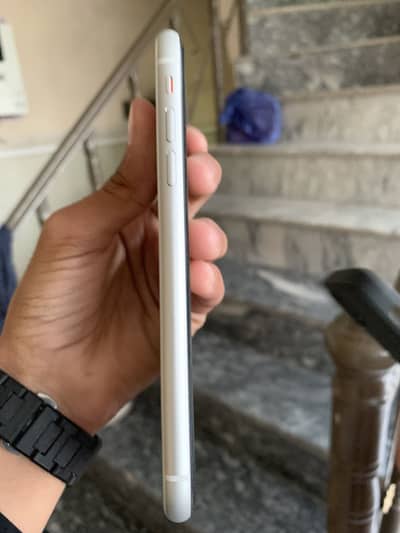 Apple iPhone XR