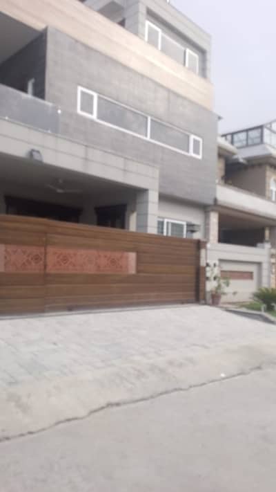## 1 Kanal Upper Portion for Rent E-11/3, Islamabad