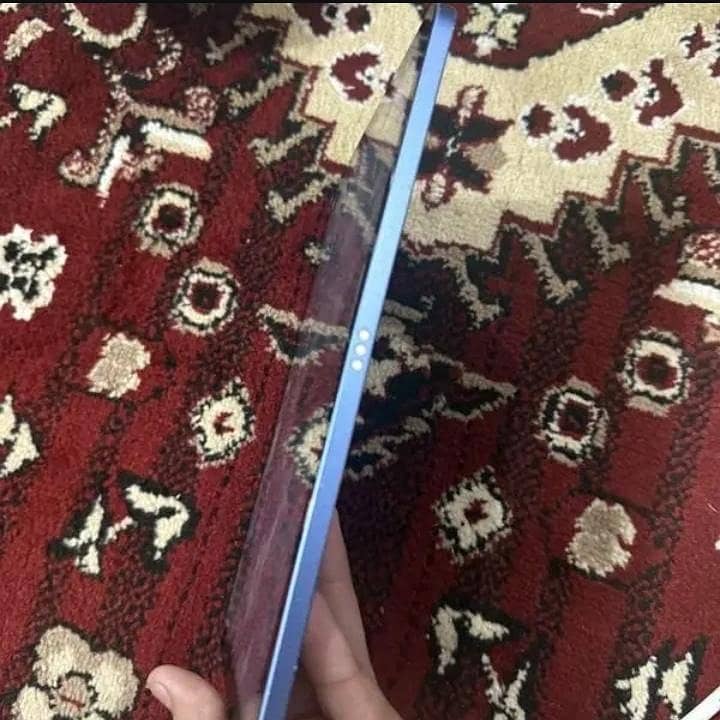 IPAD A16, 10/10 condition 0