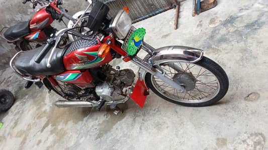 O3OO7896O65*/ HONDA CD 7O CC MODEL 2O17