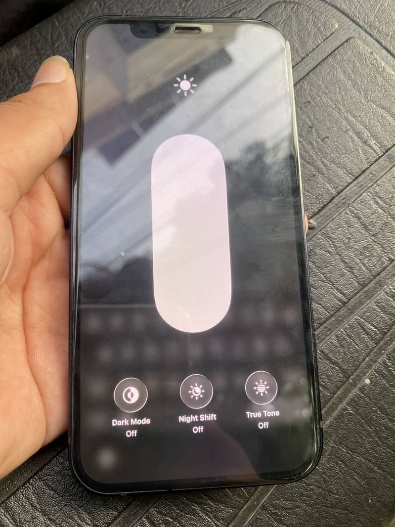 Apple iPhone 12 3