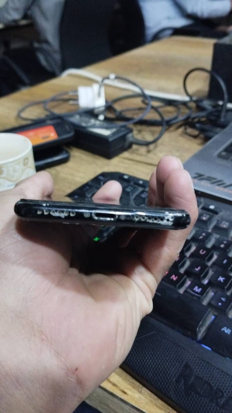 Apple iPhone 7 4
