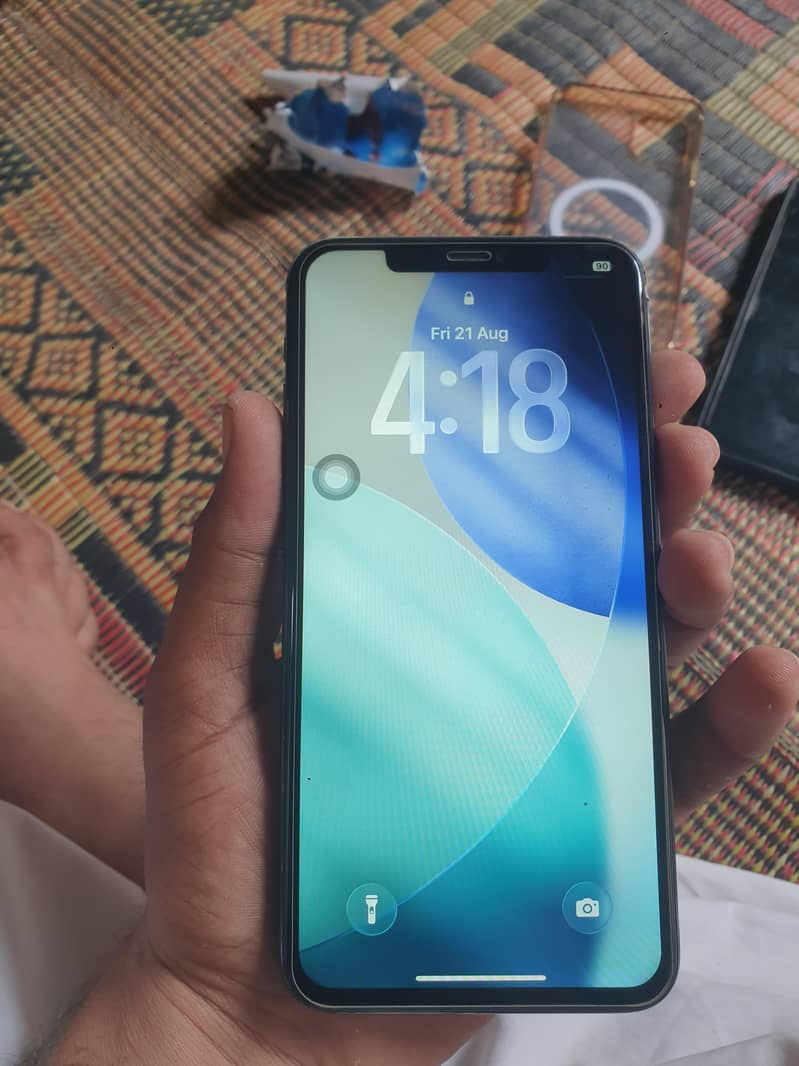 iphone 11 pro max 1