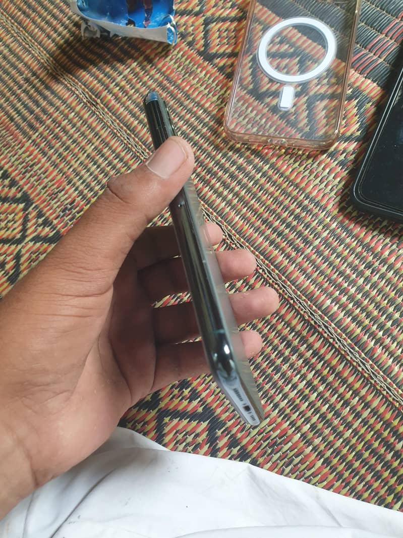 iphone 11 pro max 8