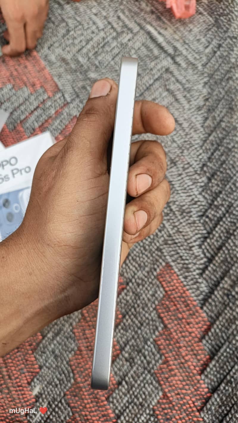 OPPO A6s pro 6