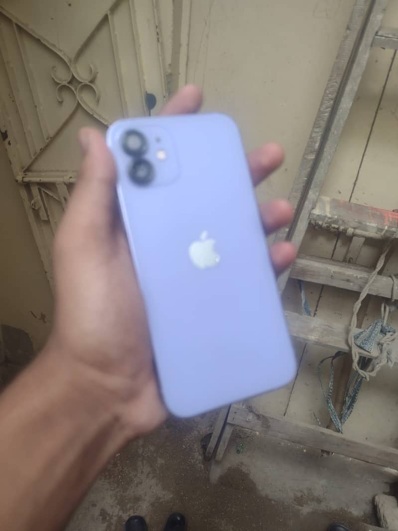 Apple iPhone 12 0