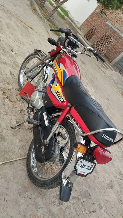 Honda 70cc Red