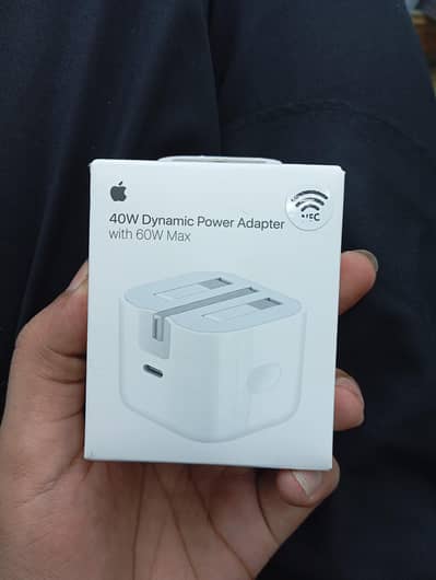 iPhone 3 pin(NFC) 40 Watt