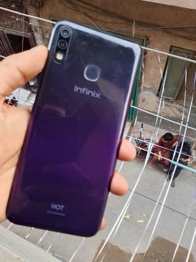 Infinix Hot 8 Lite