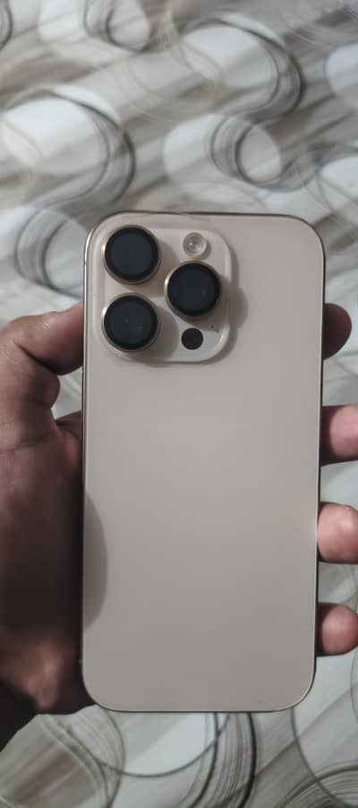 Apple iPhone 16 Pro
