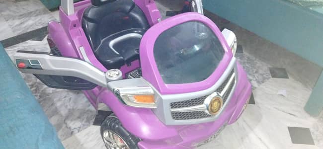 The toy car