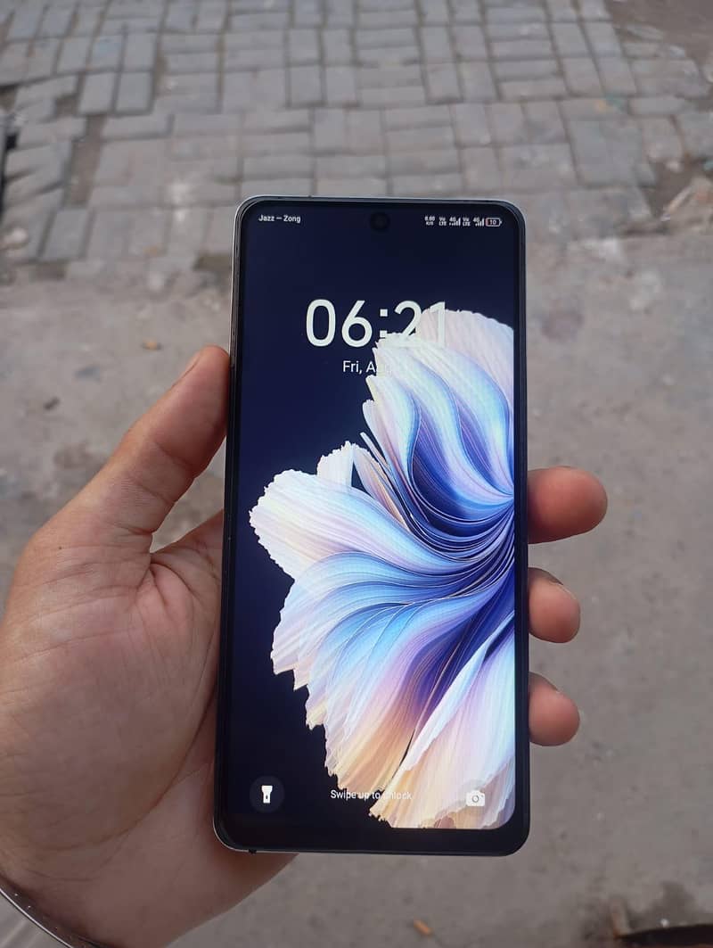 Tecno CAMON 20 2