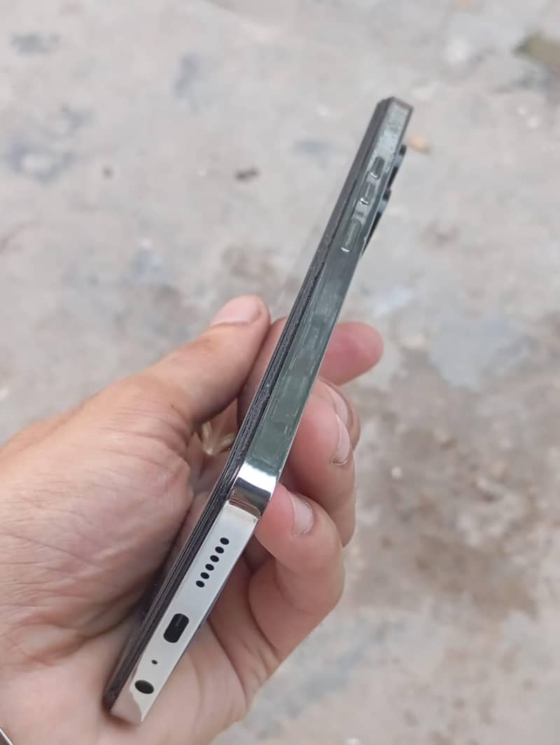 Tecno CAMON 20 4