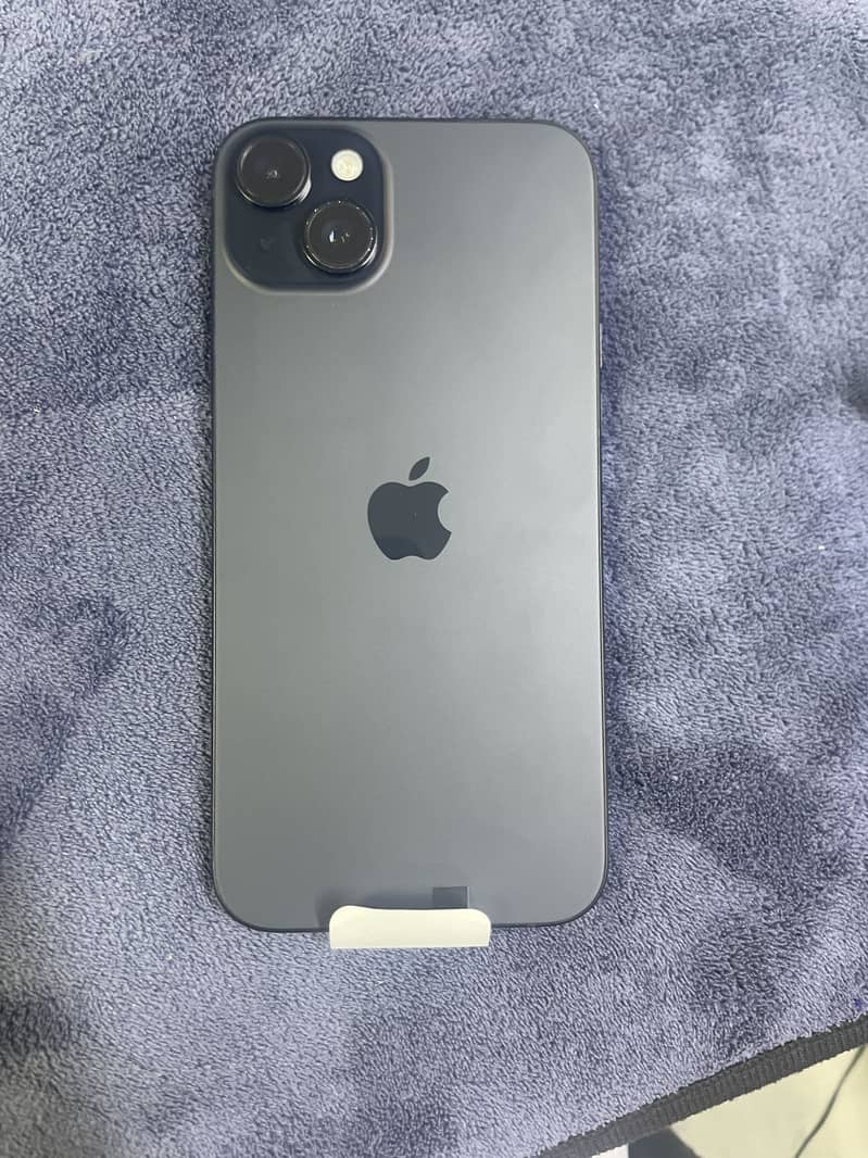 Apple iPhone 15 plus 3