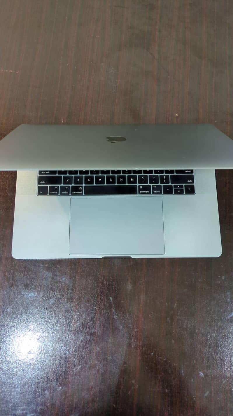 Mac book pro 2017 3