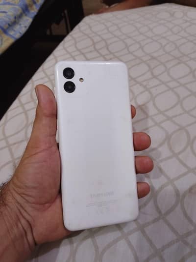 Samsung Mobile A04