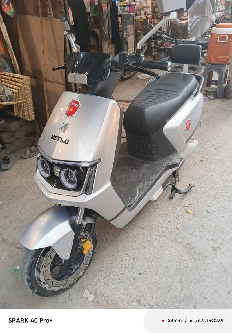 Metro M6 0