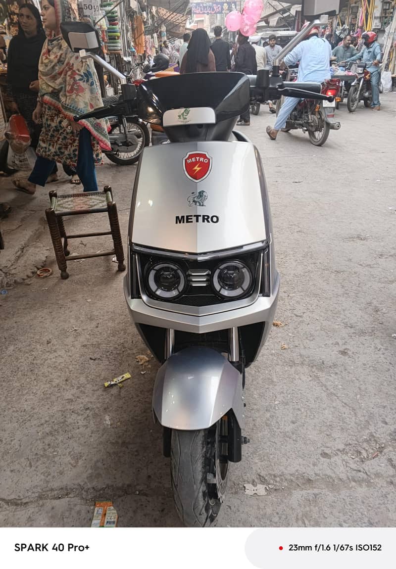 Metro M6 2