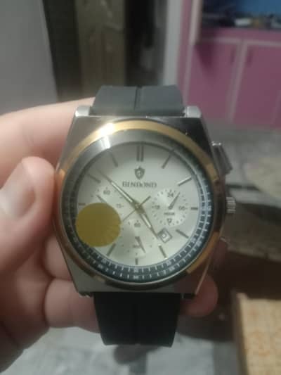 matel dail and rabber straps watch high quality and colour gurainty