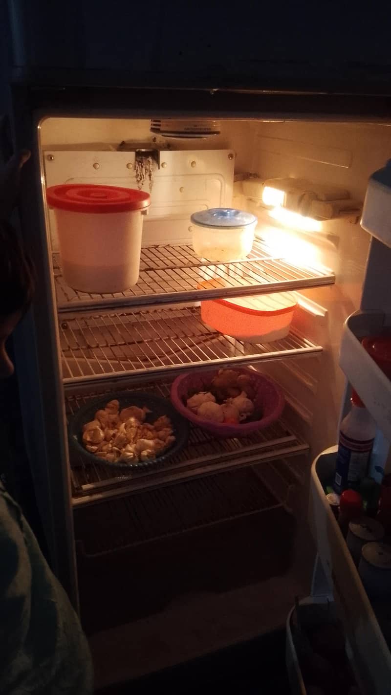 dawlance fridge 0