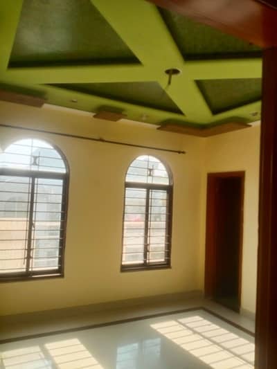 10 MARLA UPPER PORTION 3 BEDROOM NEW CONDITION IN AIT