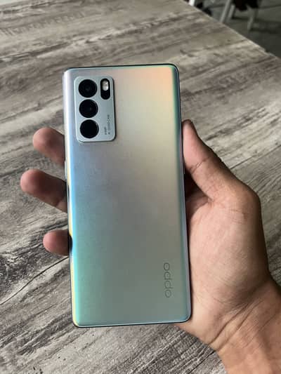 OPPO Reno 6 Pro