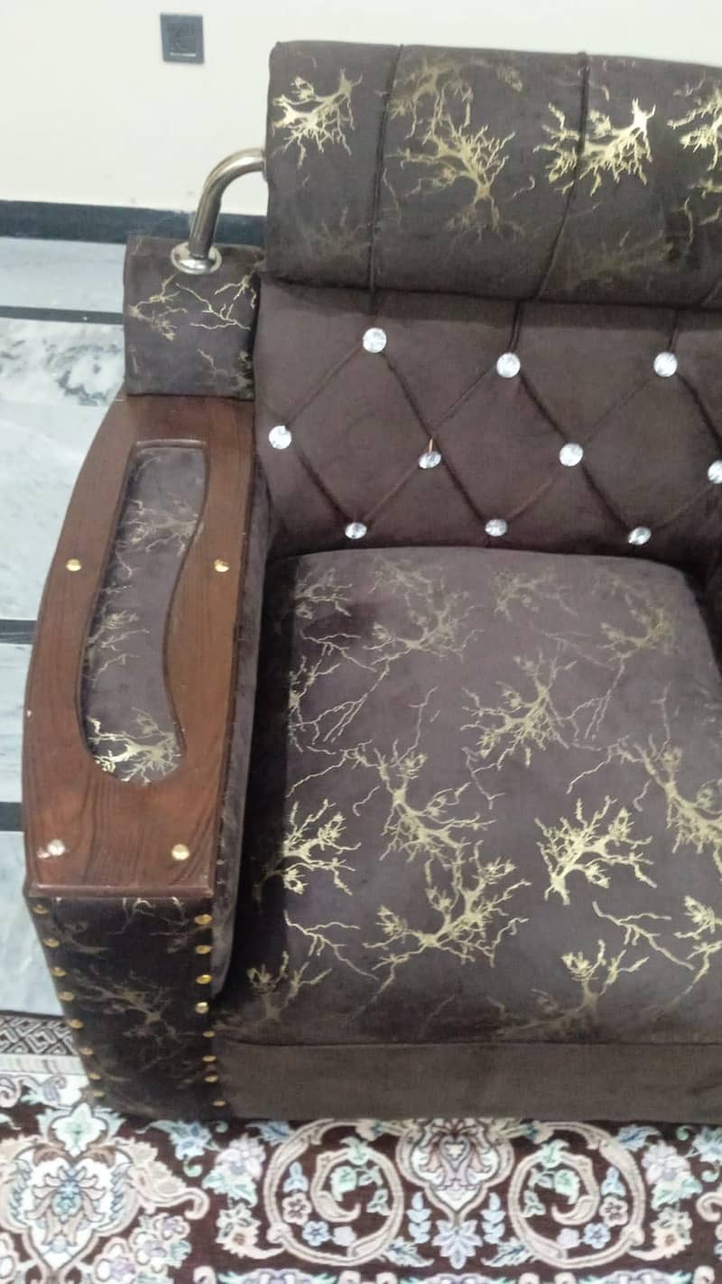 5 Seater sofa 1