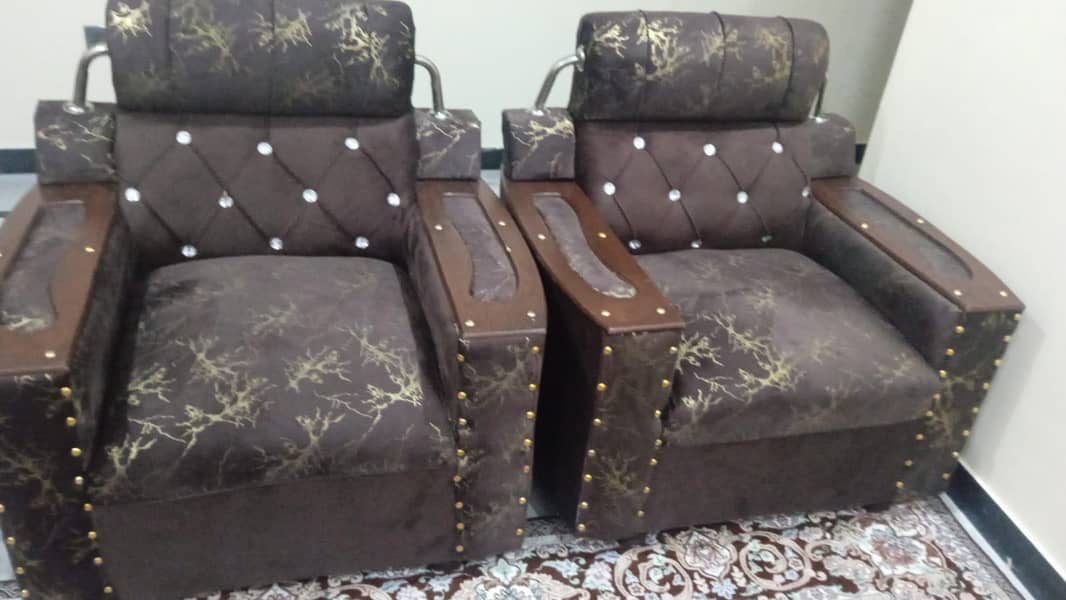 5 Seater sofa 4