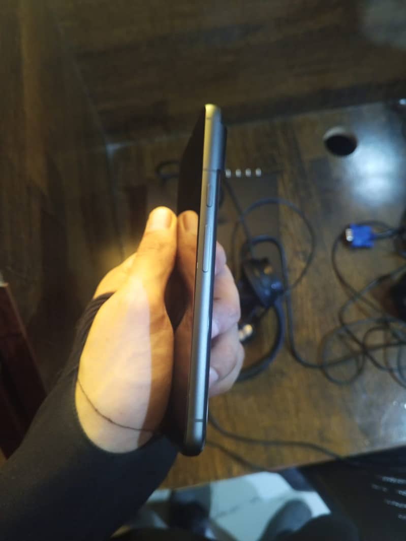 Google pixel 8 1