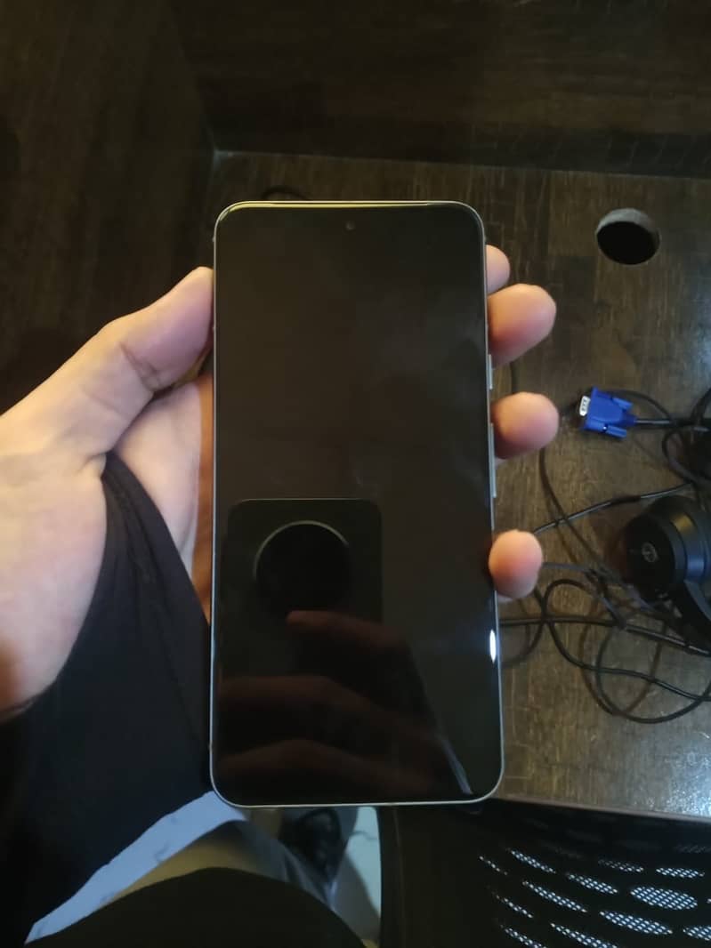 Google pixel 8 5