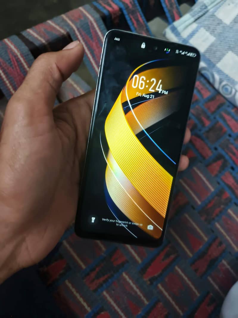 Infinix Smart 8 2