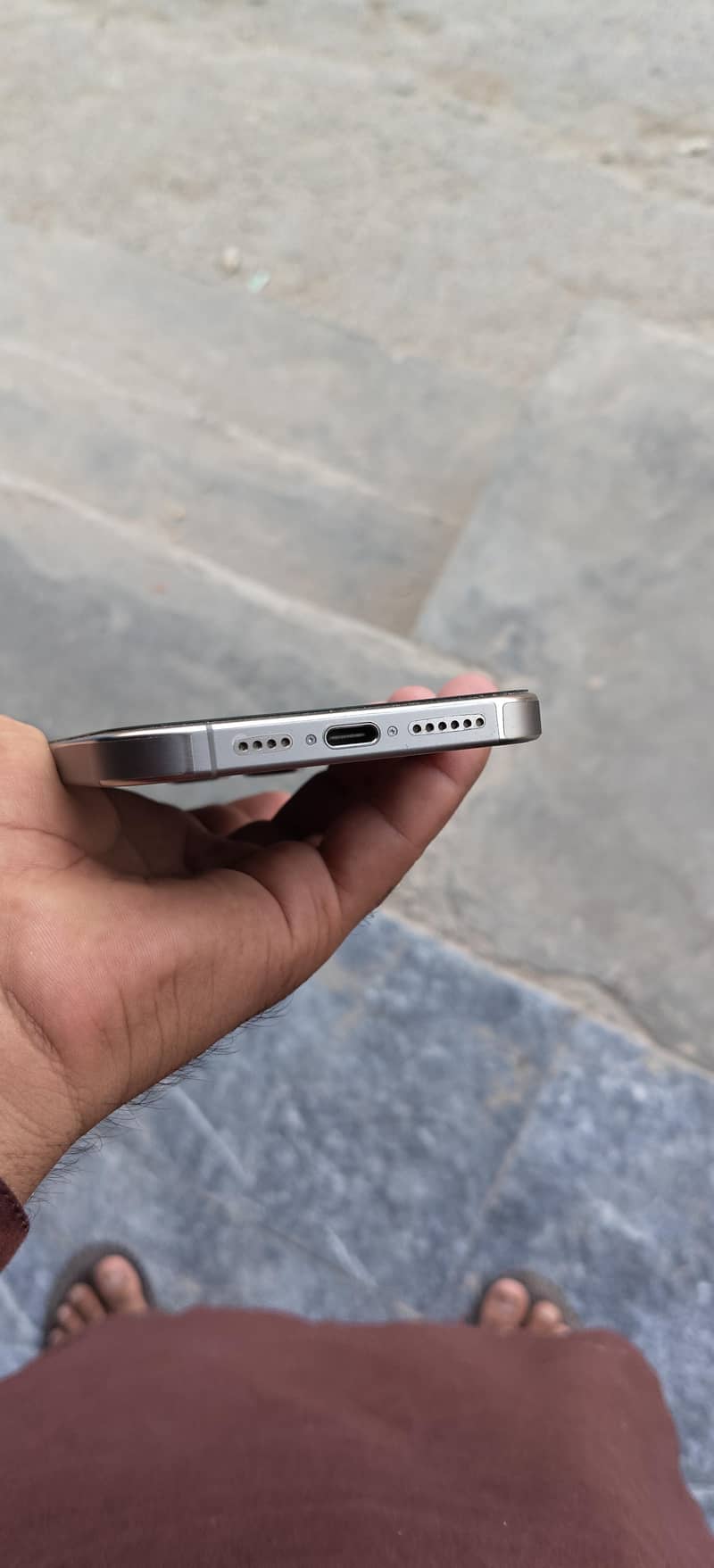 Apple iPhone 15 Pro Max 2