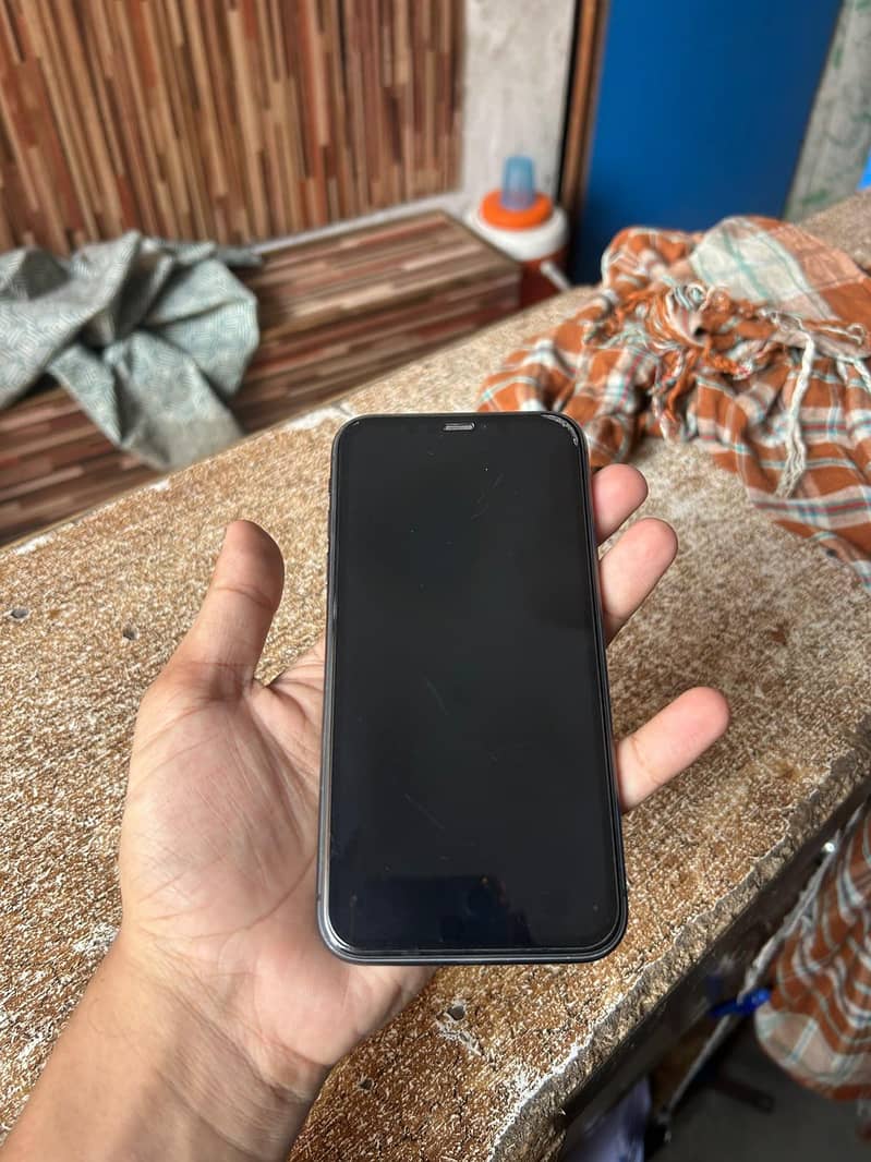 Apple iPhone 11 2