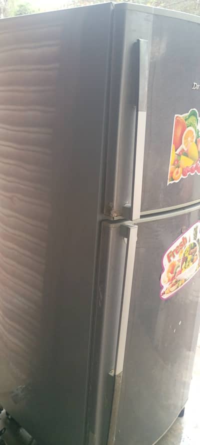 Dwalance refrigerator used but like new 4 to 5 years used