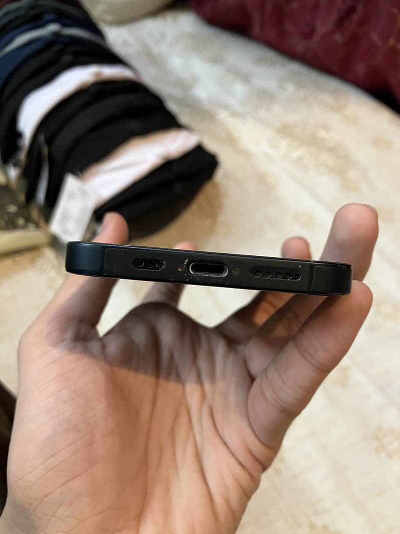 Apple iPhone 13 4