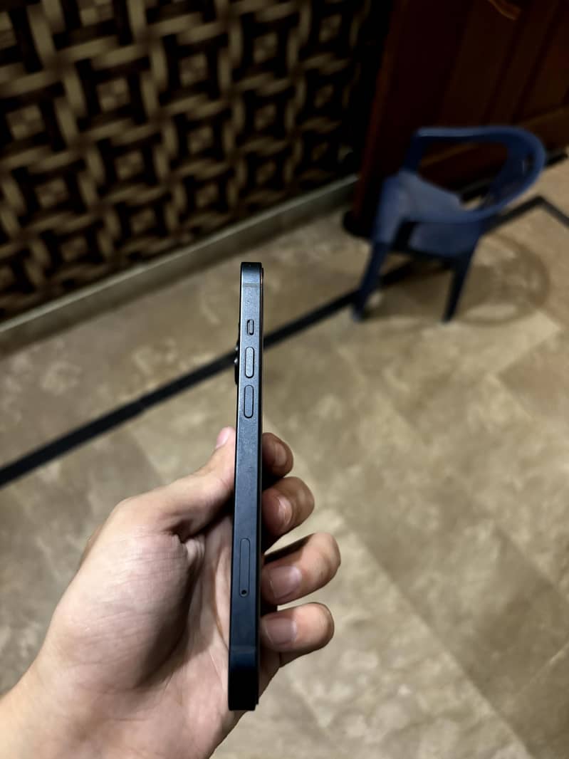 iPhone 13 with box 3