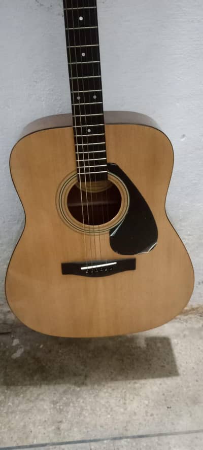 GUITAR YAMAHA F310