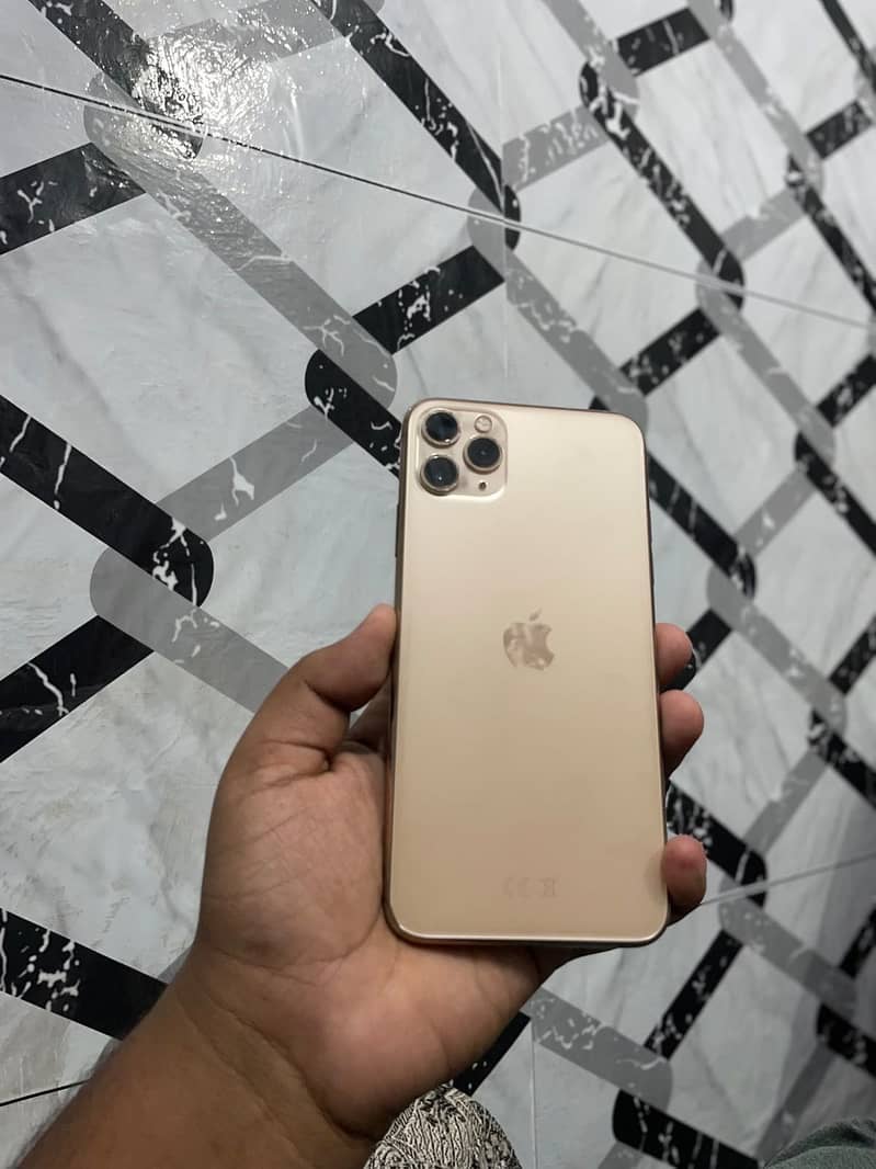 Apple iPhone 11 Pro Max 0