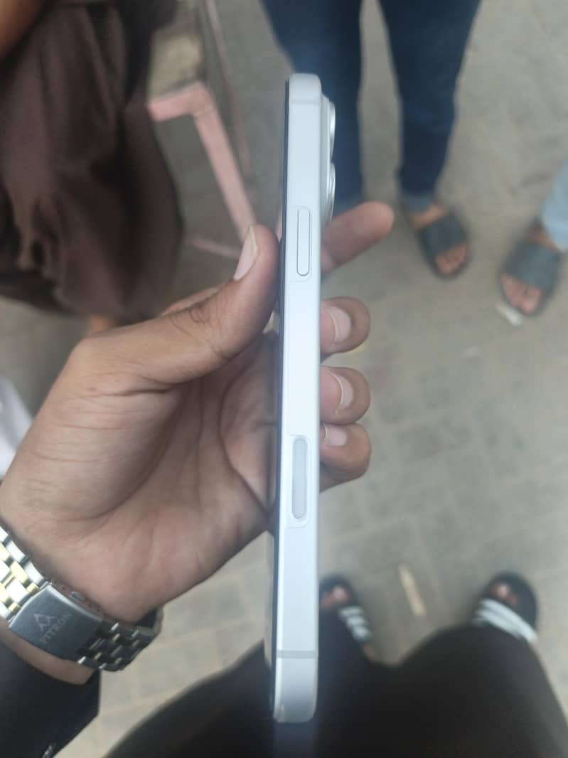 Apple iPhone 17 Pro Max 1