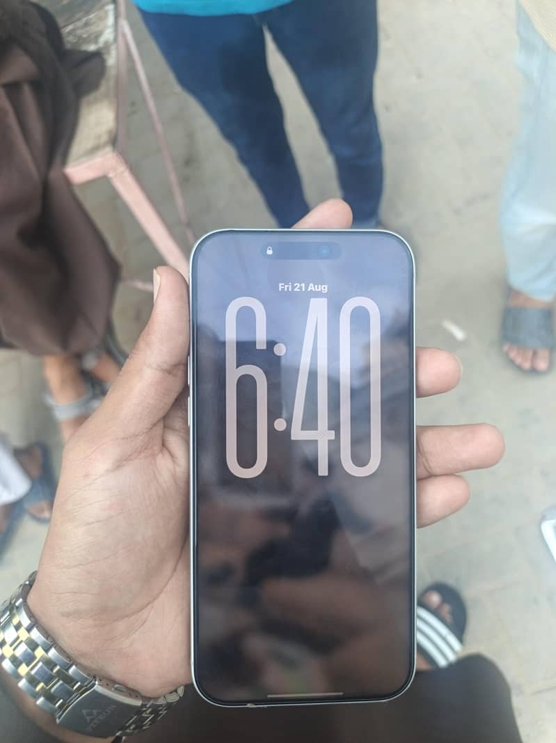 Apple iPhone 17 Pro Max 5