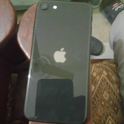 Apple iPhone SE